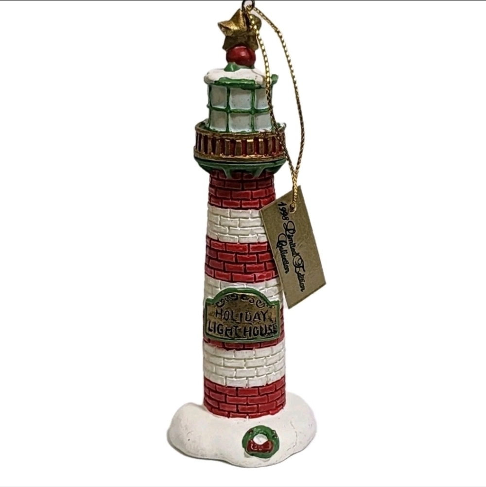 vintage 90s MR. CHRISTMAS 4‎ Inch Holiday Lighthouse Miniature Ornament